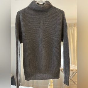 Cashmere sweater
